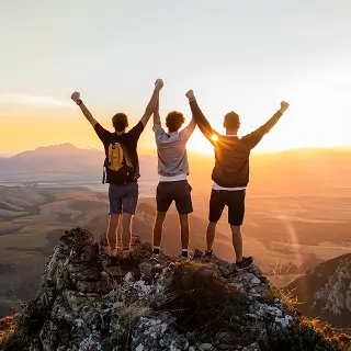 金陵生活美食小镇在哪里